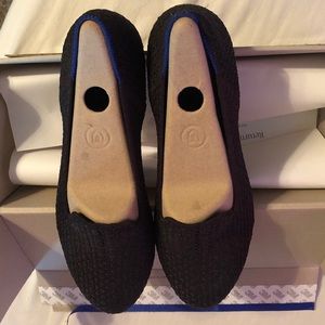 Rothy’s Black Honeycomb Loafers Size 7-1/2
